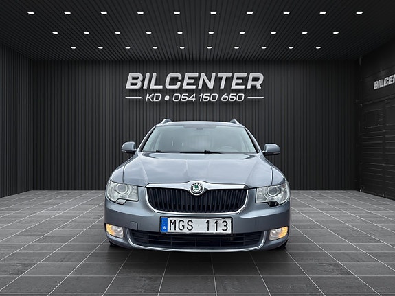 Skoda Superb 2 of 18