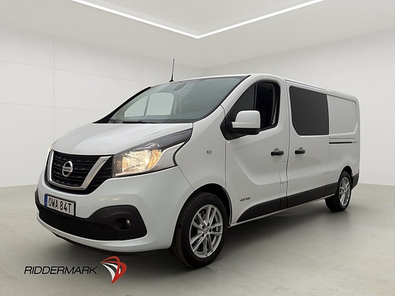 Nissan NV300 3 of 30