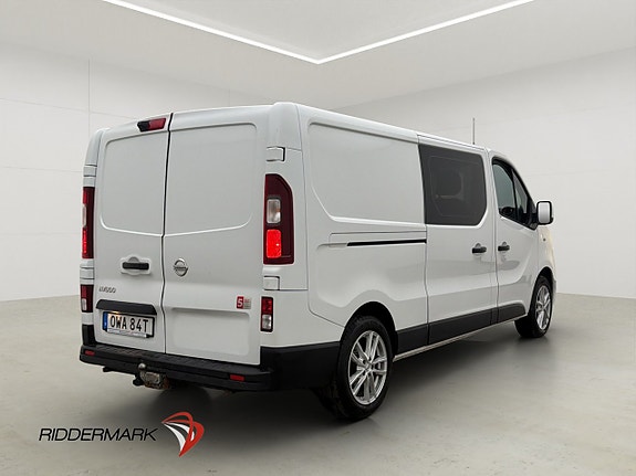 Nissan NV300 9 of 30