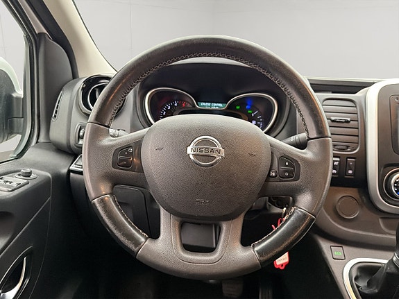 Nissan NV300 17 of 30
