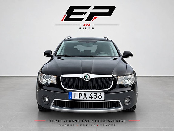 Skoda Superb 2 of 26