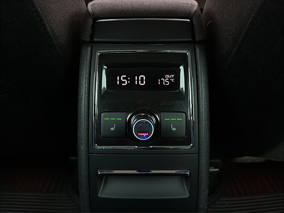 Skoda Superb 23 of 26