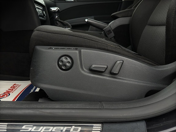 Skoda Superb 9 of 26