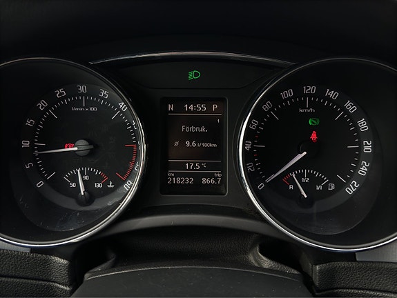 Skoda Superb 15 of 26