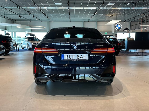 BMW i5 5 of 20