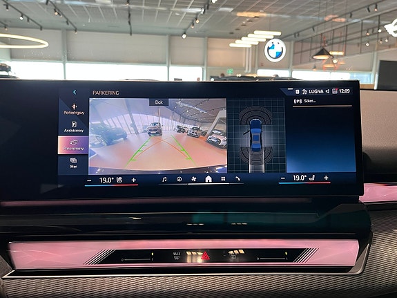 BMW i5 13 of 20