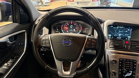 Volvo XC60 18 of 20