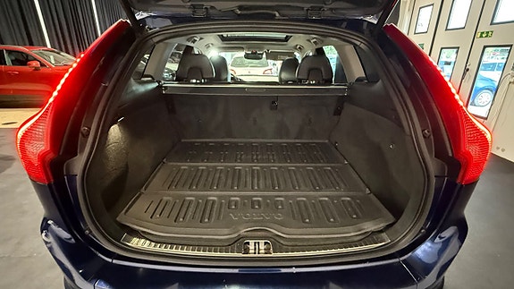 Volvo XC60 12 of 20