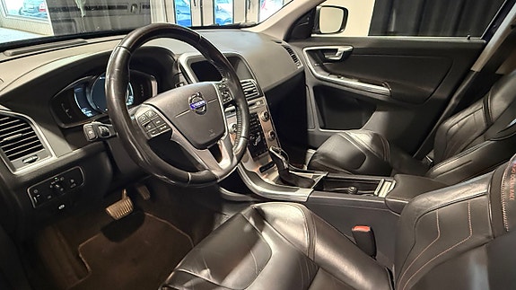 Volvo XC60 5 of 20