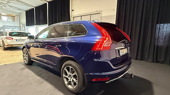 Volvo XC60 3 of 20