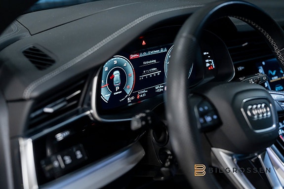 Audi Q8 21 of 23