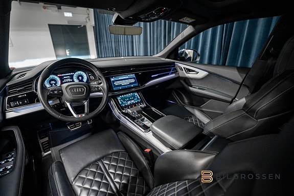 Audi Q8 15 of 23