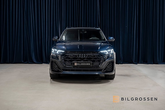 Audi Q8 8 of 23