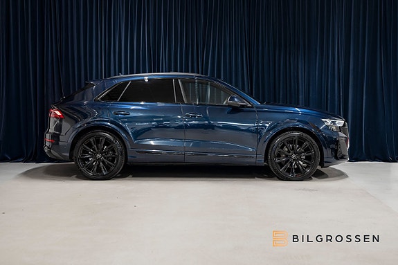 Audi Q8 6 of 23