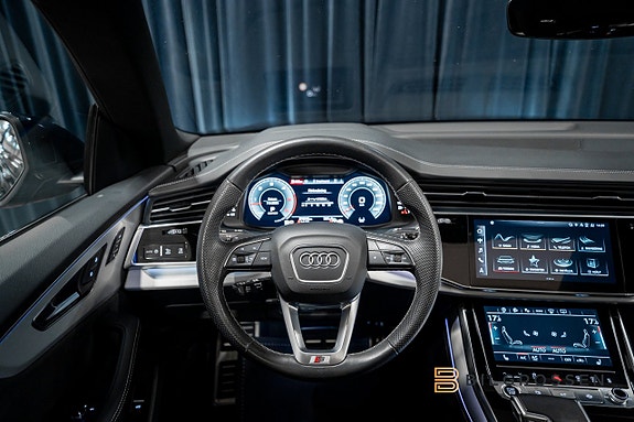 Audi Q8 20 of 23