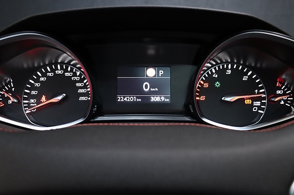 Peugeot 308 SW 22 of 22