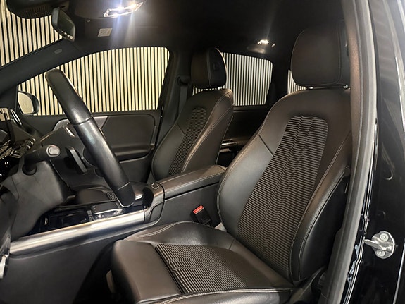 Mercedes-Benz B180 12 of 26