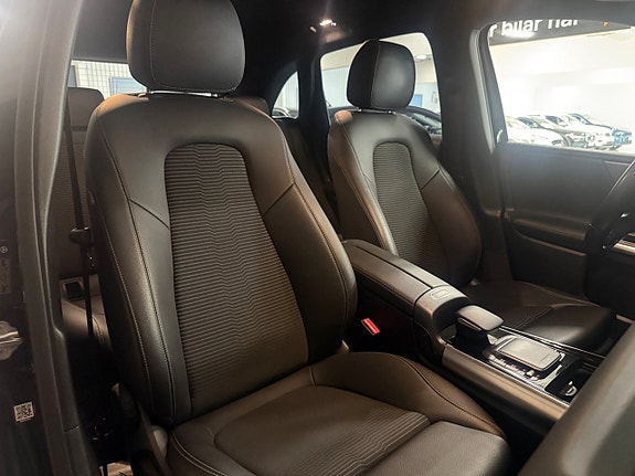 Mercedes-Benz B180 23 of 26
