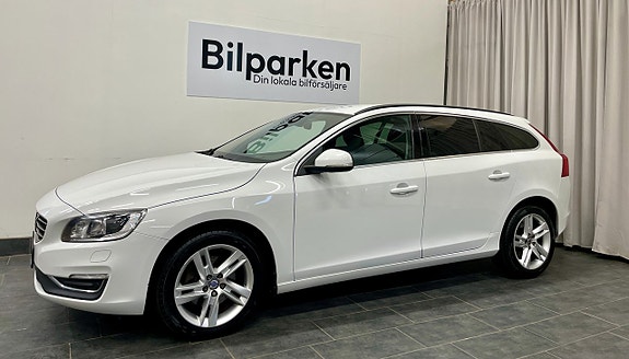 Volvo V60 2 of 22