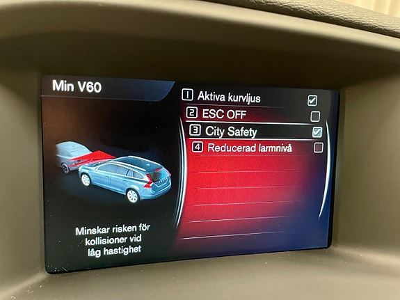 Volvo V60 14 of 22