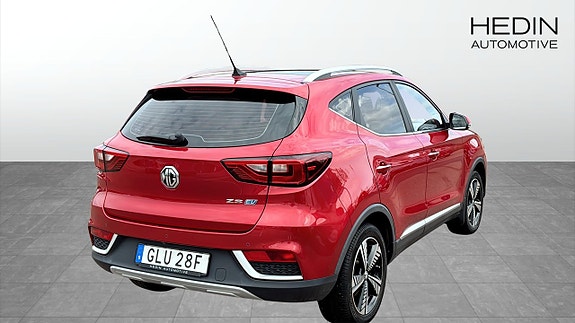 MG ZS EV 2 of 9