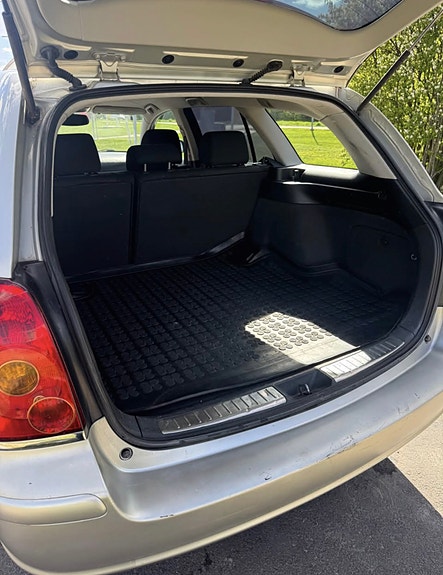 Toyota Avensis 8 of 8