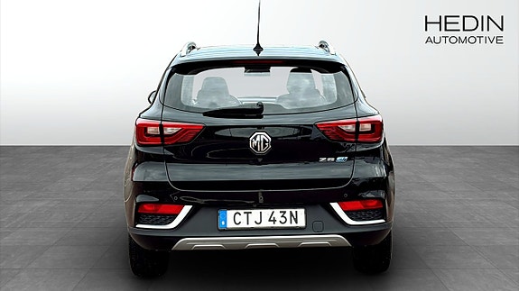 MG ZS EV 7 of 9