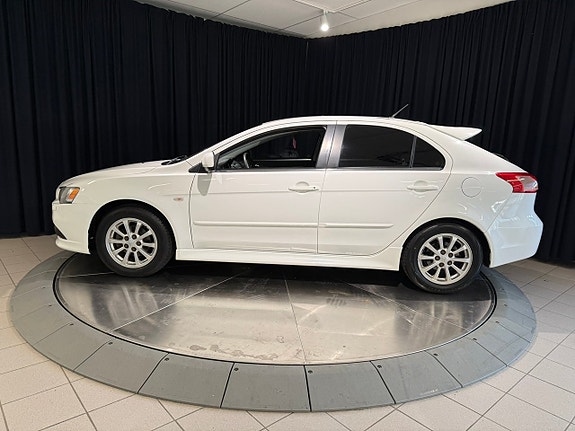Mitsubishi Lancer 3 of 12