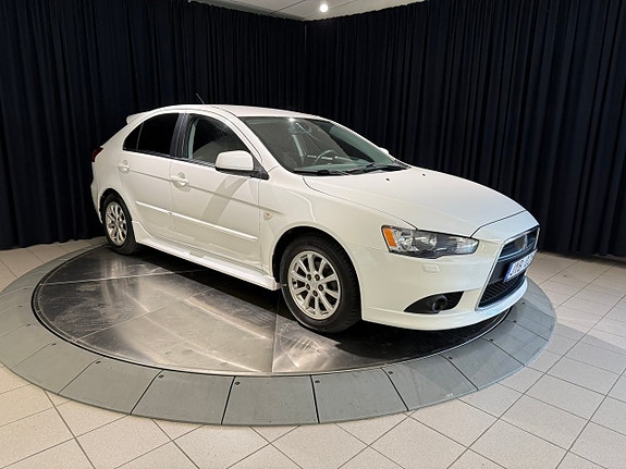 Mitsubishi Lancer 8 of 12