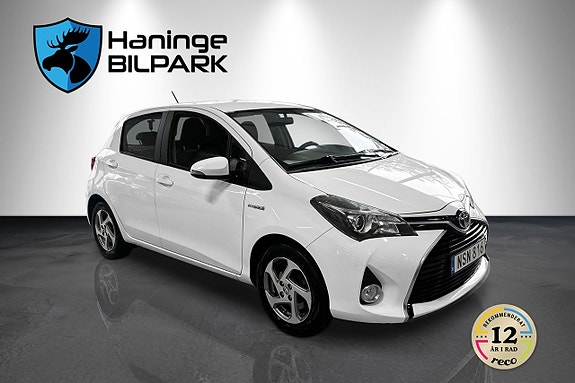 Toyota Yaris 5 of 26