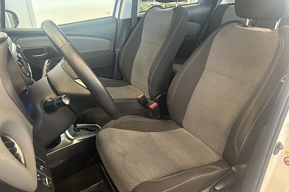 Toyota Yaris 15 of 26