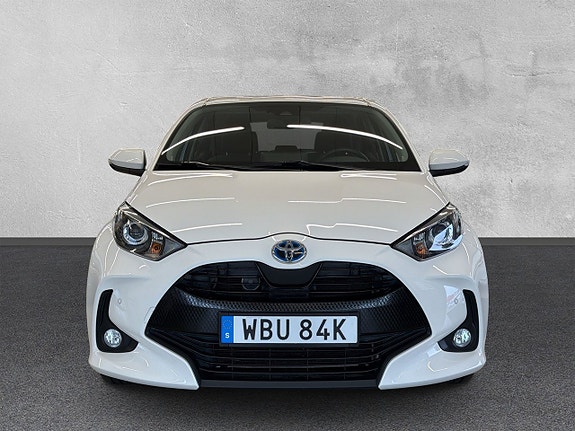 Toyota Yaris 8 of 22