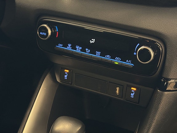 Toyota Yaris 20 of 22
