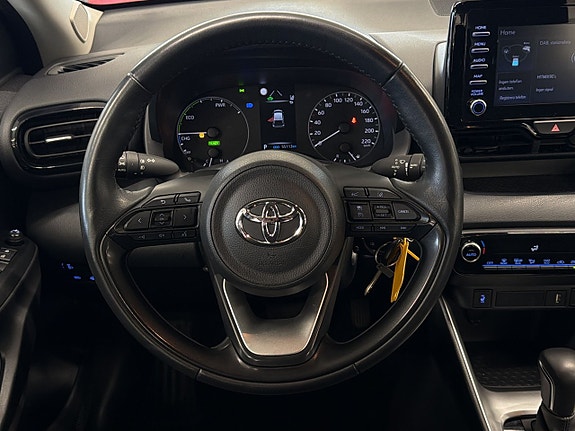 Toyota Yaris 16 of 22