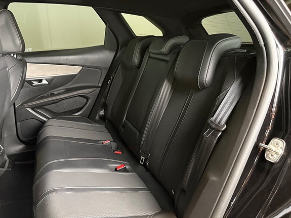 Peugeot 3008 8 of 21