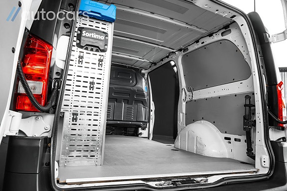 Mercedes-Benz Vito 110 19 of 30