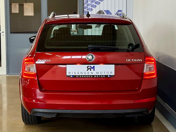 Skoda Octavia 6 of 18