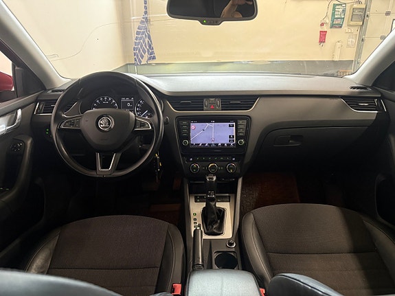 Skoda Octavia 8 of 18