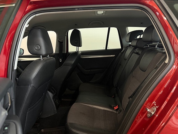 Skoda Octavia 12 of 18