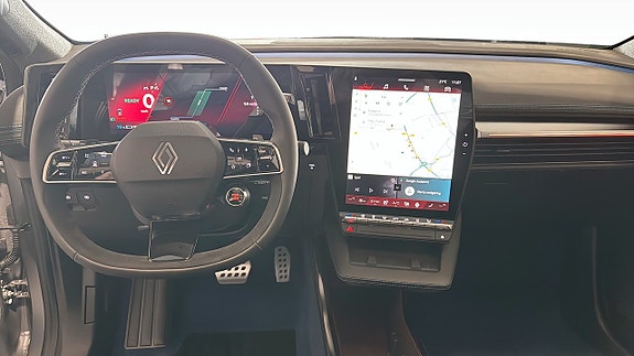 Renault Scenic E-Tech 4 of 13
