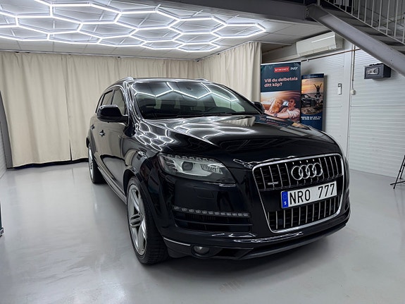 Audi Q7 3 of 30