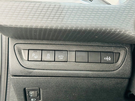 Peugeot 2008 18 of 20