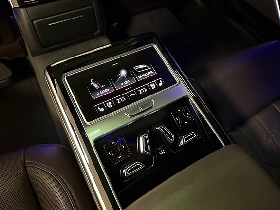Audi A8 13 of 21
