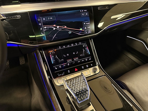 Audi A8 16 of 21