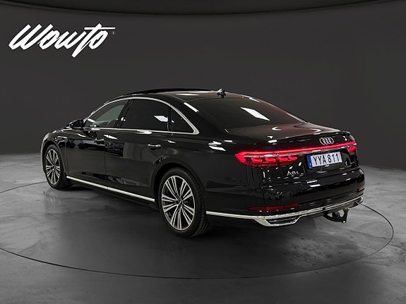 Audi A8 5 of 21