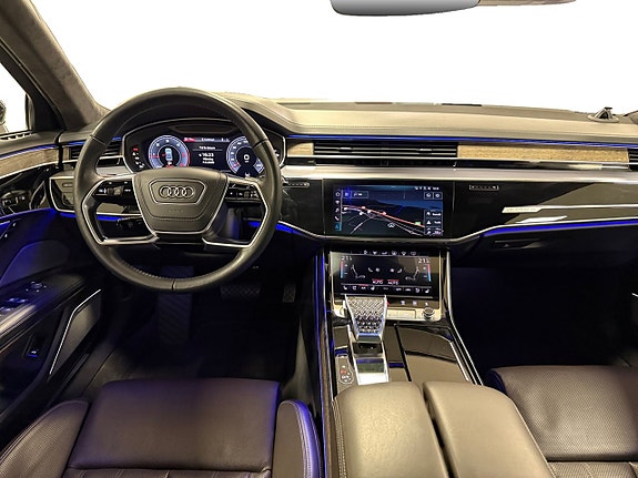 Audi A8 15 of 21