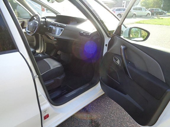 Citroen Grand C4 Picasso 15 of 18