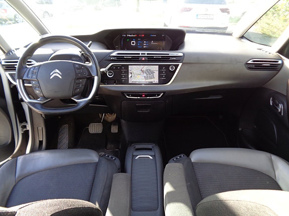 Citroen Grand C4 Picasso 12 of 18