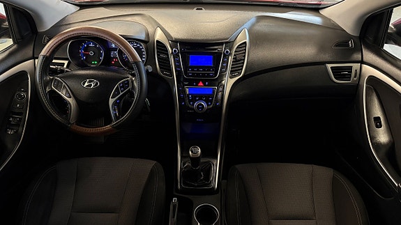 Hyundai i30 13 of 22