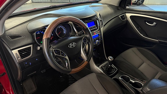 Hyundai i30 12 of 22